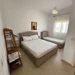 B&e * Vlorë